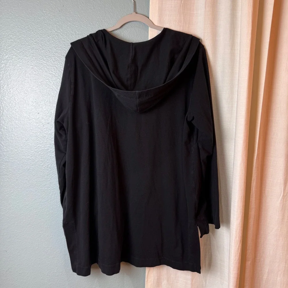 Eileen Fisher eileen fisher